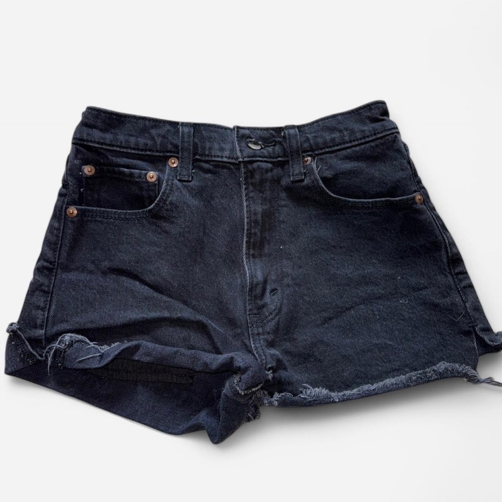Abercrombie & Fitch The Mom Short High Rise